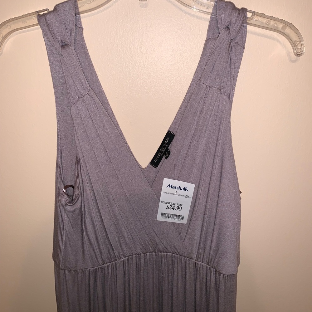 Adorable Maxi Dress with Knotted Sleeves